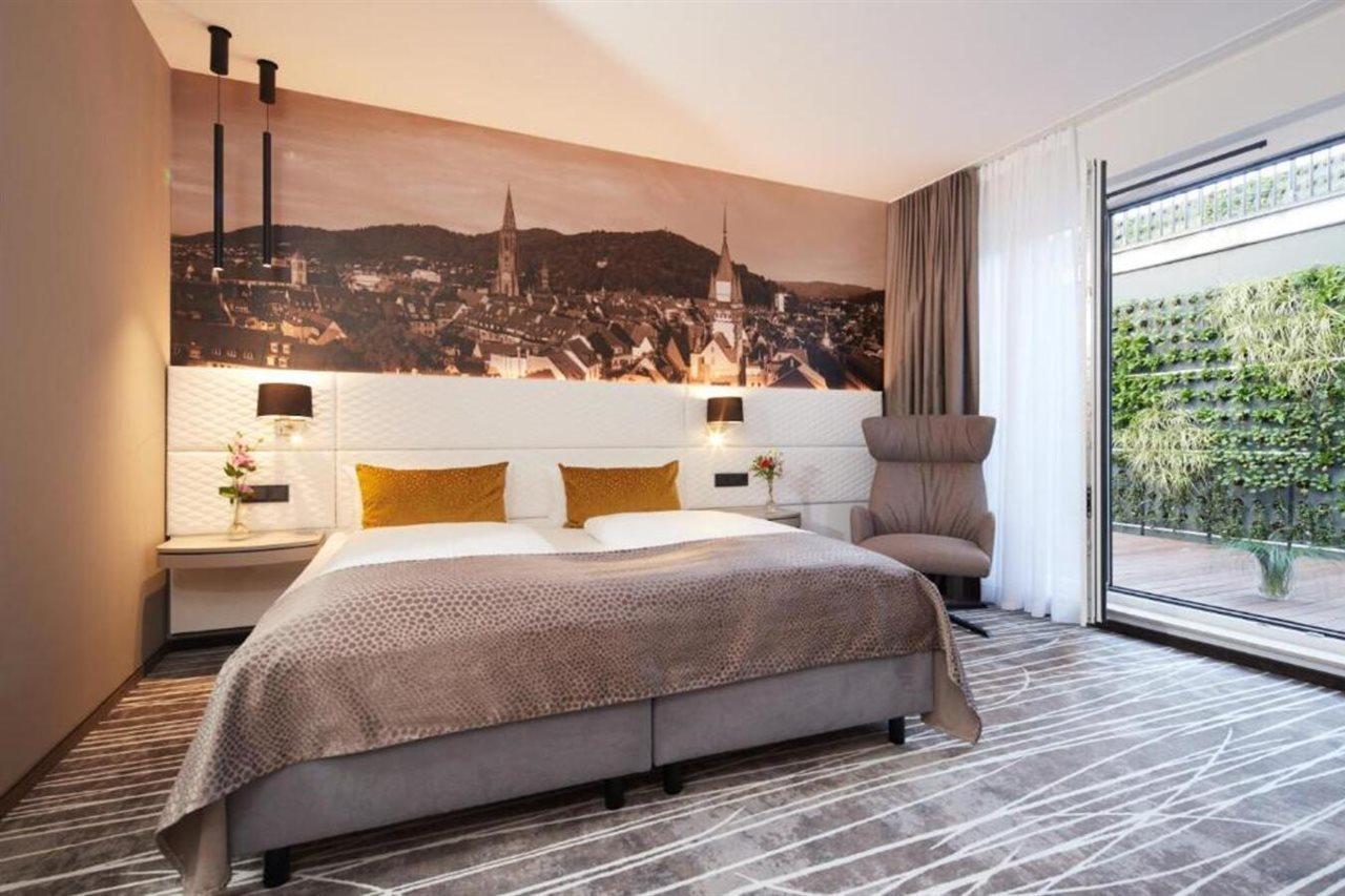 ท็อป บูทิกโฮเทล อัม ชตัทการ์เทิน ไฟร์บวร์ค Hotel ไฟรบวร์กอิมไบรส์เกา ภายนอก รูปภาพ