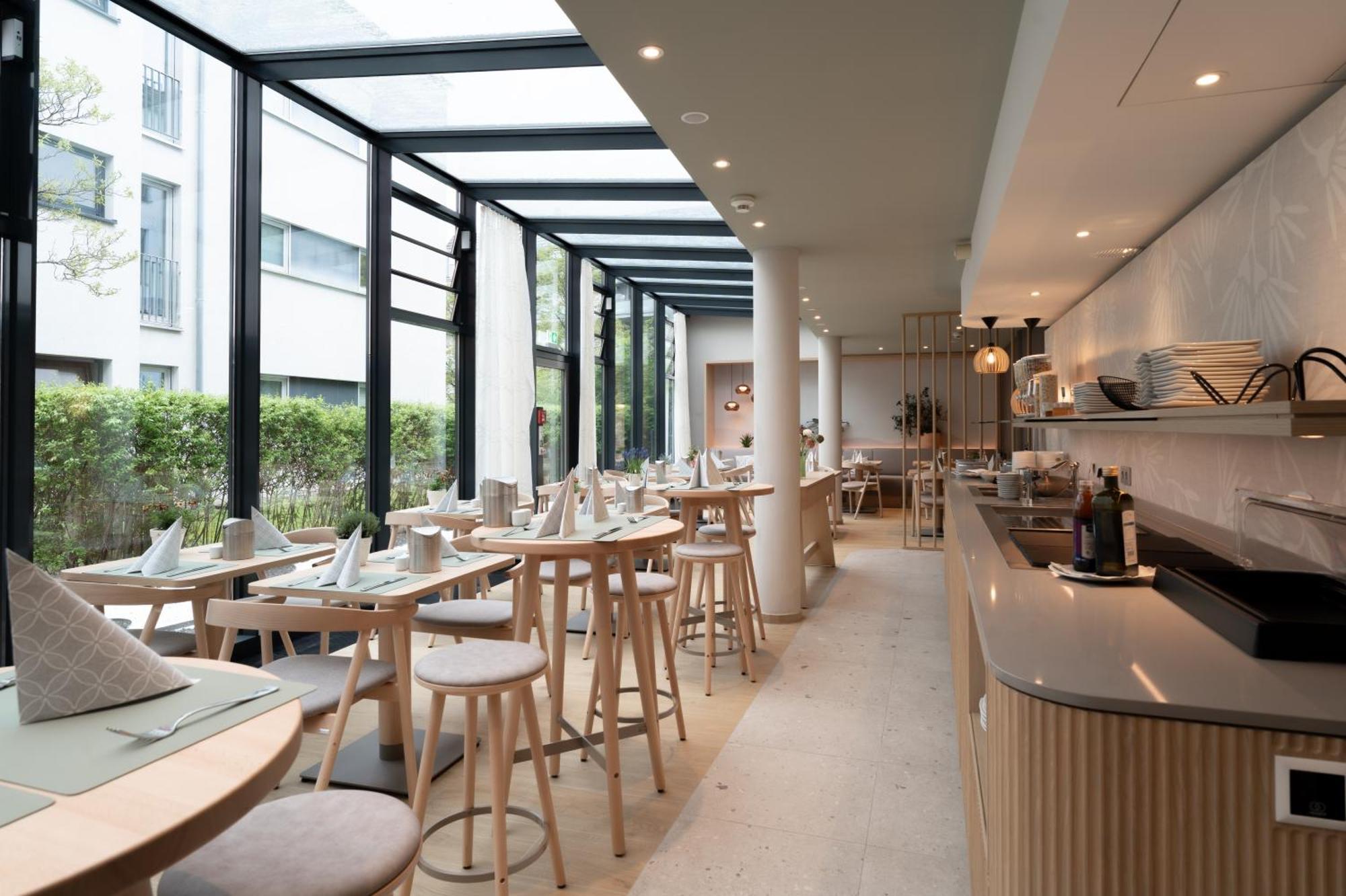 ท็อป บูทิกโฮเทล อัม ชตัทการ์เทิน ไฟร์บวร์ค Hotel ไฟรบวร์กอิมไบรส์เกา ภายนอก รูปภาพ