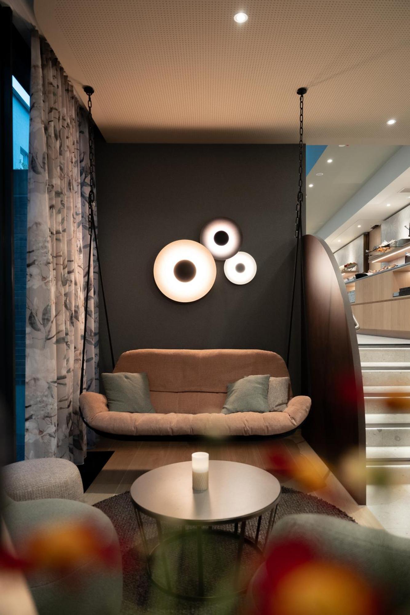 ท็อป บูทิกโฮเทล อัม ชตัทการ์เทิน ไฟร์บวร์ค Hotel ไฟรบวร์กอิมไบรส์เกา ภายนอก รูปภาพ