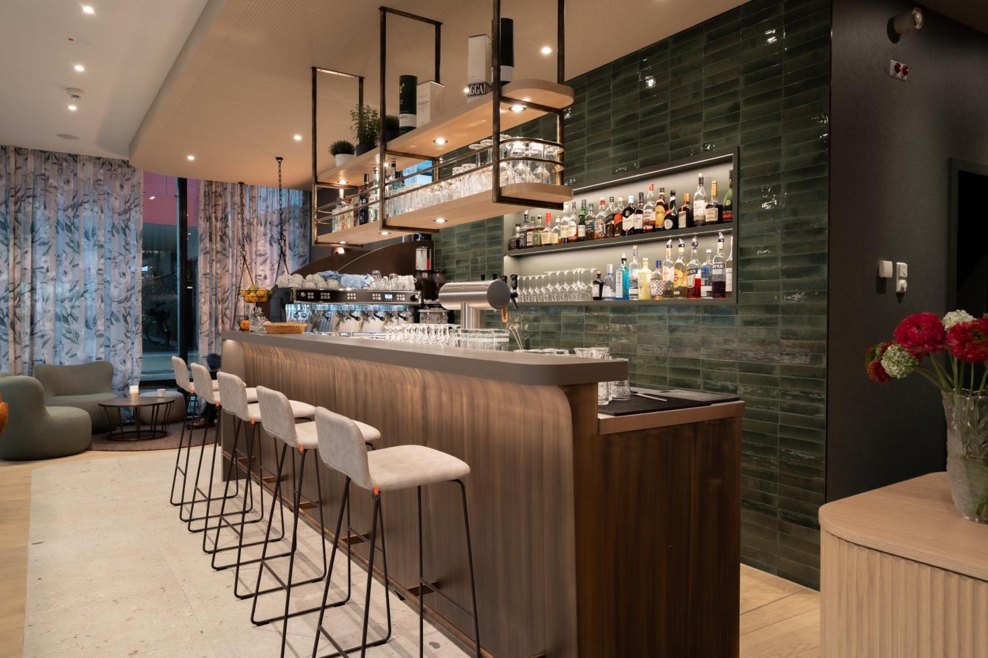ท็อป บูทิกโฮเทล อัม ชตัทการ์เทิน ไฟร์บวร์ค Hotel ไฟรบวร์กอิมไบรส์เกา ภายนอก รูปภาพ