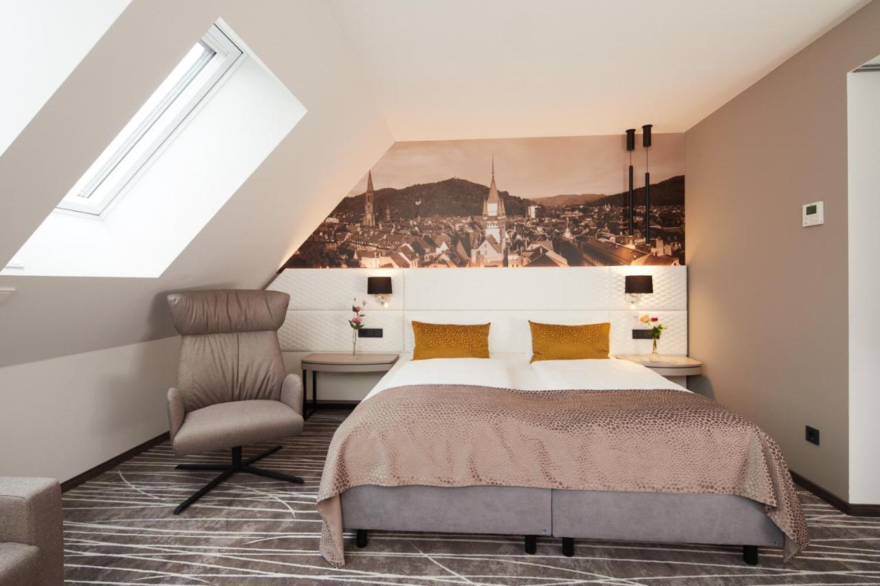 ท็อป บูทิกโฮเทล อัม ชตัทการ์เทิน ไฟร์บวร์ค Hotel ไฟรบวร์กอิมไบรส์เกา ภายนอก รูปภาพ