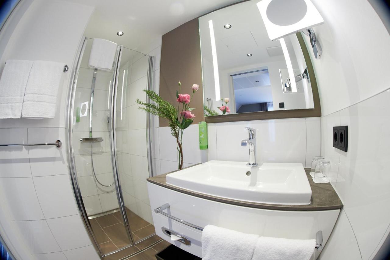 ท็อป บูทิกโฮเทล อัม ชตัทการ์เทิน ไฟร์บวร์ค Hotel ไฟรบวร์กอิมไบรส์เกา ภายนอก รูปภาพ